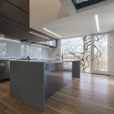 Recessed module T with 50mm wide profile, integrated linkable LED.