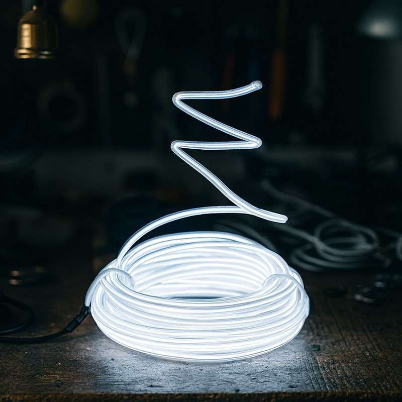 Flexible luminous cable ideal for dark areas (by the meter)