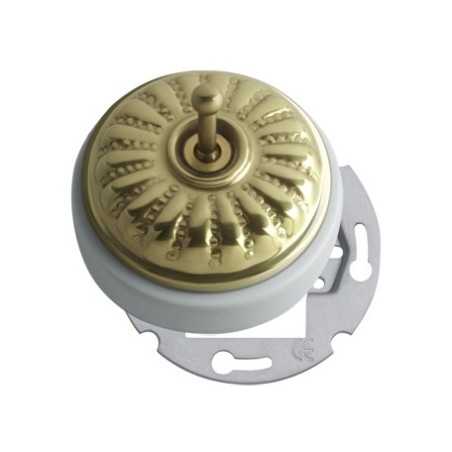 Recessed porcelain mechanism with embossed brass cover in a shiny finish