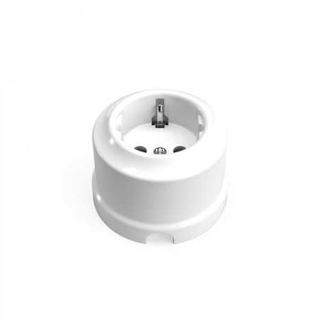 Porcelain socket base with European grounding outlet
