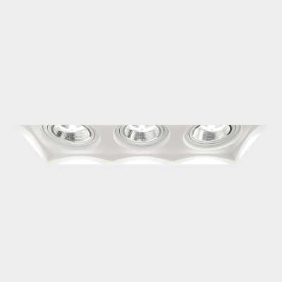 Plaster triple spotlight 558mm x 190mm x 120mm high AR111
