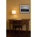 Table lamp made of matte white steel with E27 socket, RUGLES brand.